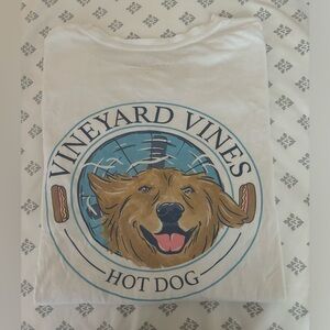 Vineyard Vines T-shirt